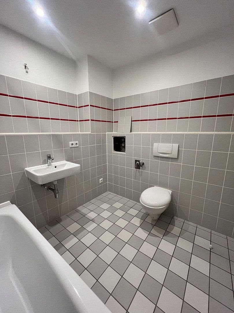 Pronájem bytu 2+1 72 m², Dimpfelstraße 47, Leipzig, Sasko Pronájem bytu 2+1 72 m², Dimpfelstraße 47, Leipzig, Sasko