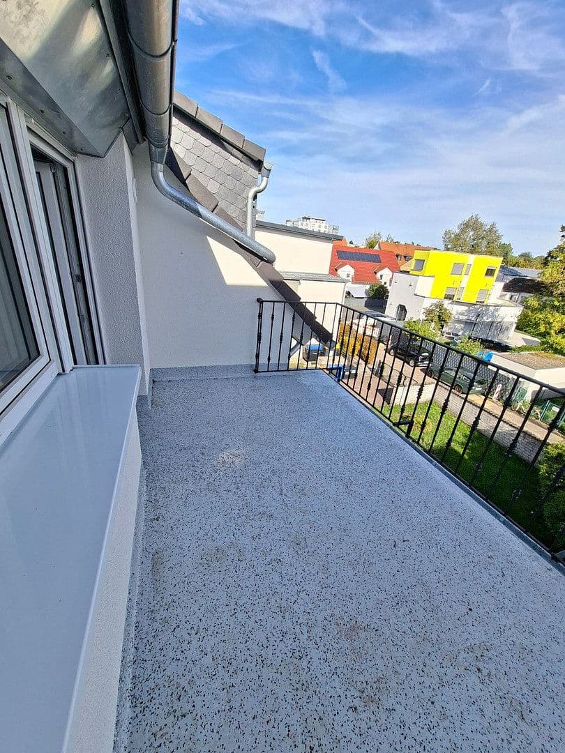 Pronájem bytu 3+1 93 m², Millöckerweg 1, Hanau, Hessen Pronájem bytu 3+1 93 m², Millöckerweg 1, Hanau, Hessen