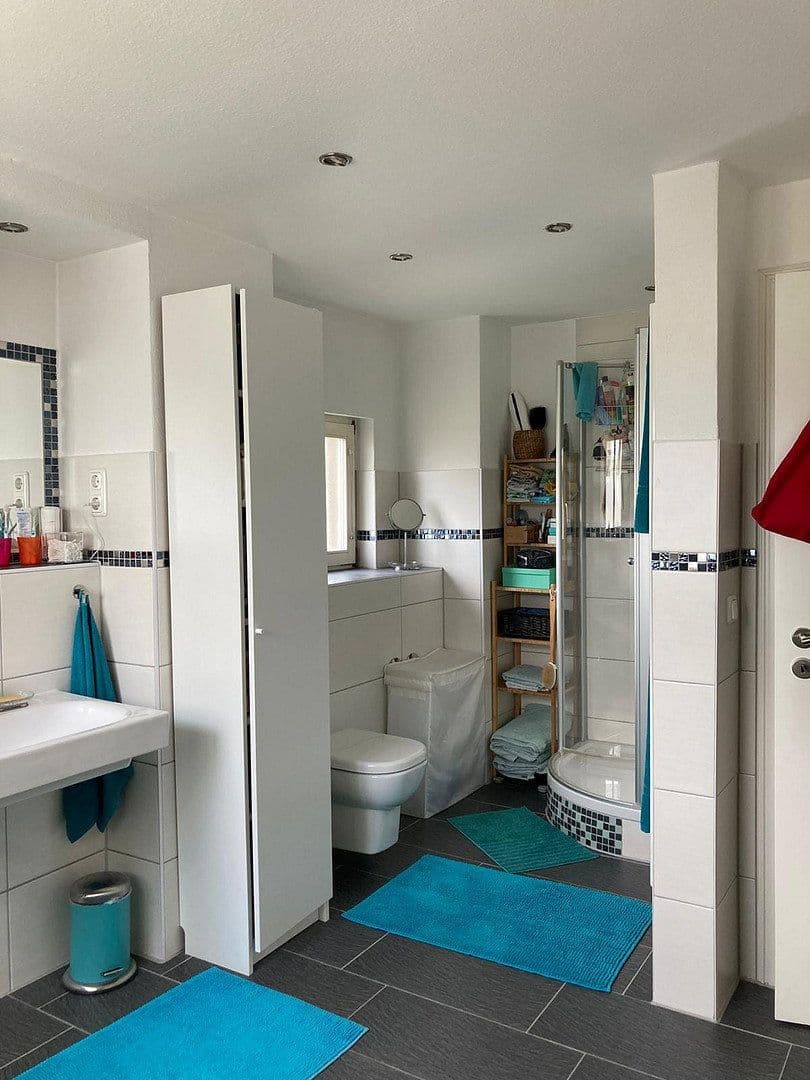 Pronájem bytu 3+1 93 m², Millöckerweg 1, Hanau, Hessen Pronájem bytu 3+1 93 m², Millöckerweg 1, Hanau, Hessen