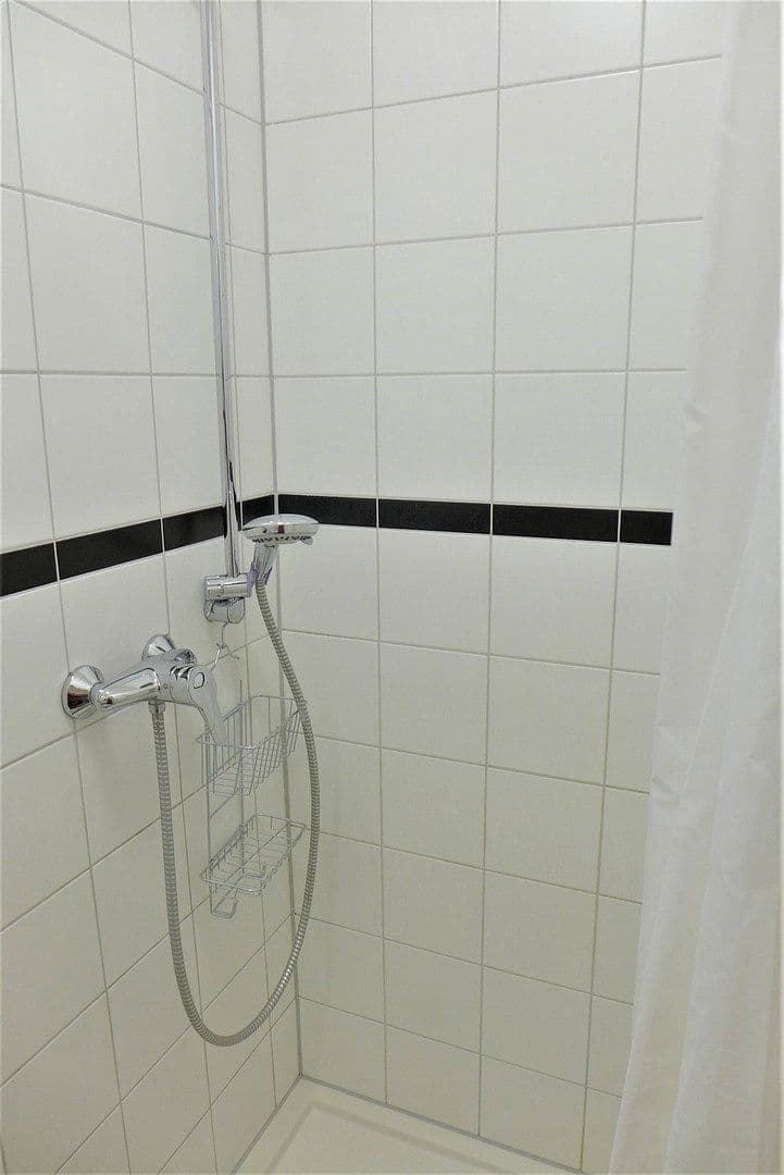 Pronájem bytu 1+1 23 m², Reichstr. 0, Nürnberg, Bavorsko Pronájem bytu 1+1 23 m², Reichstr. 0, Nürnberg, Bavorsko