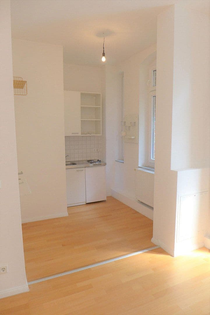 Pronájem bytu 1+1 23 m², Reichstr. 0, Nürnberg, Bavorsko Pronájem bytu 1+1 23 m², Reichstr. 0, Nürnberg, Bavorsko