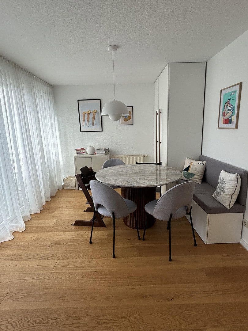 Prodej bytu 4+kk 111 m², Gültsteinerstr. 16, Herrenberg, Bádensko-Württembersko Prodej bytu 4+kk 111 m², Gültsteinerstr. 16, Herrenberg, Bádensko-Württembersko