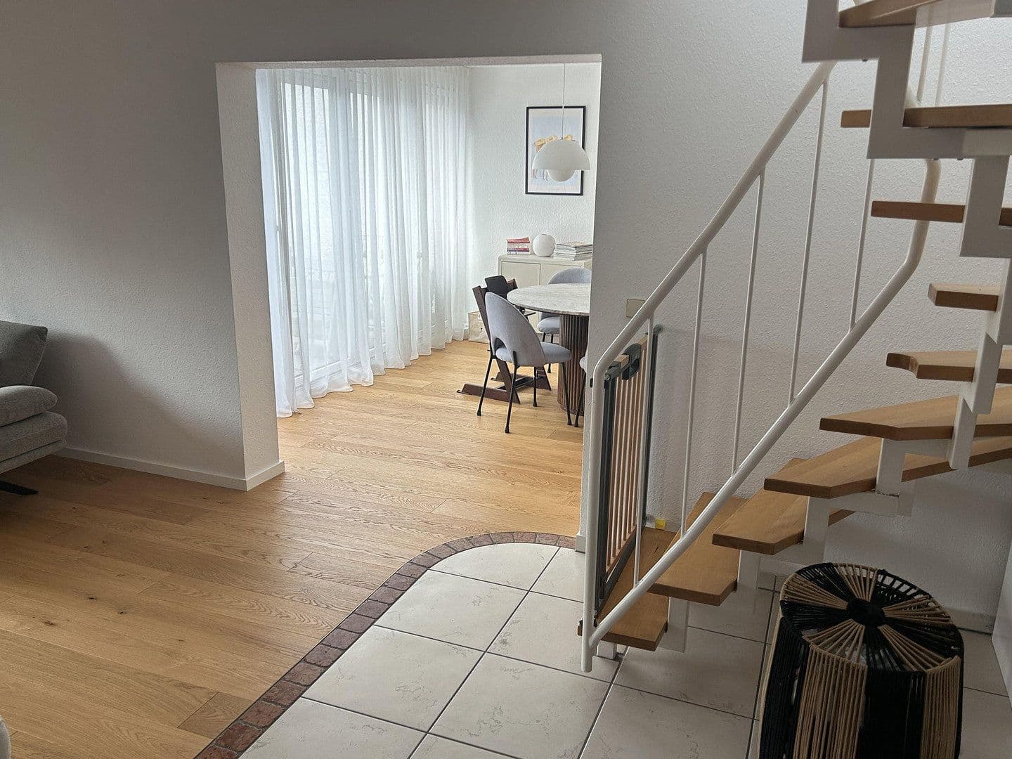 Prodej bytu 4+kk 111 m², Gültsteinerstr. 16, Herrenberg, Bádensko-Württembersko Prodej bytu 4+kk 111 m², Gültsteinerstr. 16, Herrenberg, Bádensko-Württembersko
