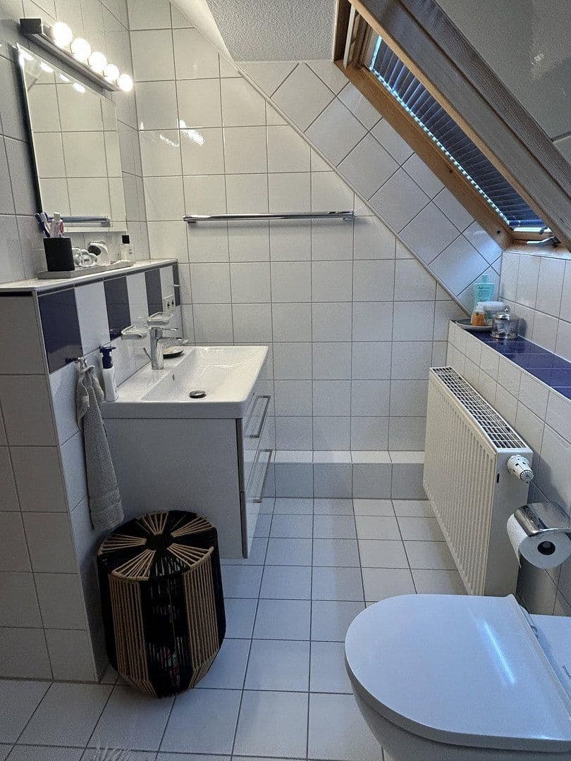 Prodej bytu 4+kk 111 m², Gültsteinerstr. 16, Herrenberg, Bádensko-Württembersko Prodej bytu 4+kk 111 m², Gültsteinerstr. 16, Herrenberg, Bádensko-Württembersko