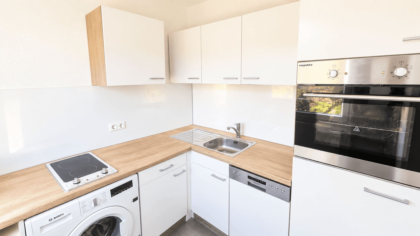 Pronájem bytu 1+1 36 m², Heimgartenstr. 53B, Stuttgart, Bádensko-Württembersko Pronájem bytu 1+1 36 m², Heimgartenstr. 53B, Stuttgart, Bádensko-Württembersko