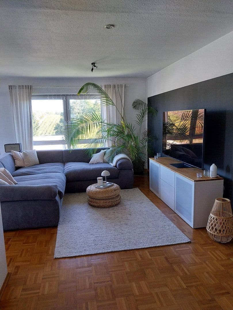 Pronájem bytu 3+kk 90 m², Römerstraße 10, Rüdesheim, Porýní-Falc Pronájem bytu 3+kk 90 m², Römerstraße 10, Rüdesheim, Porýní-Falc