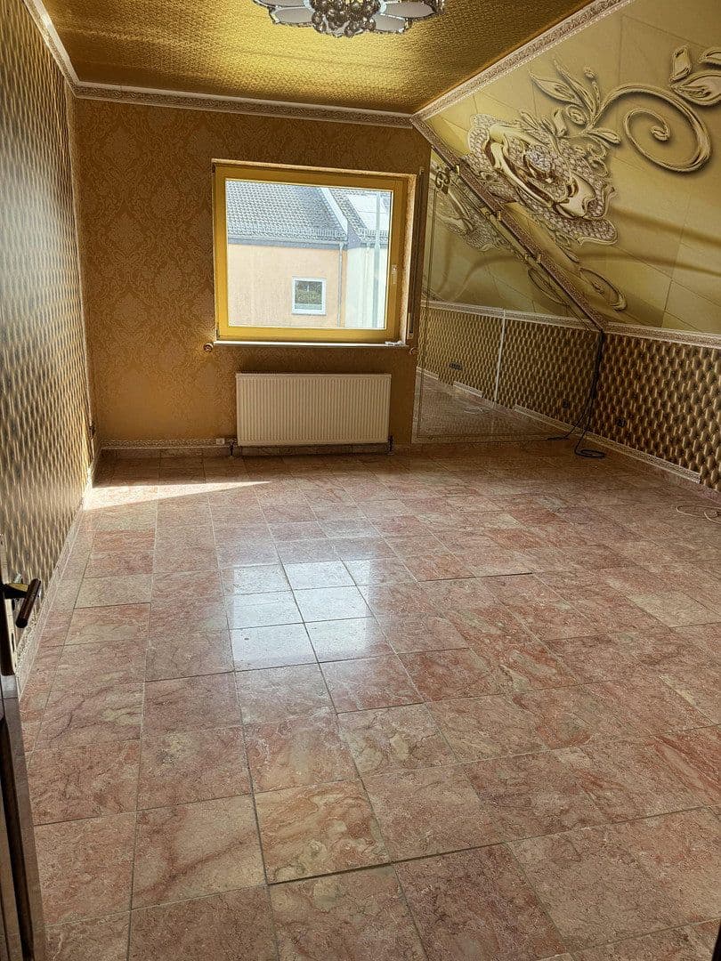 Prodej domu 160 m², pozemek 535 m², Rosbach v. d. Höhe, Hessen Prodej domu 160 m², pozemek 535 m², Rosbach v. d. Höhe, Hessen
