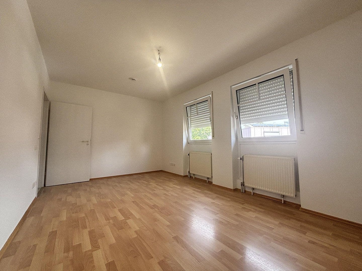 Pronájem bytu 4+kk 129 m², Leopoldring 13 u. 13/1, Rastatt, Bádensko-Württembersko Pronájem bytu 4+kk 129 m², Leopoldring 13 u. 13/1, Rastatt, Bádensko-Württembersko