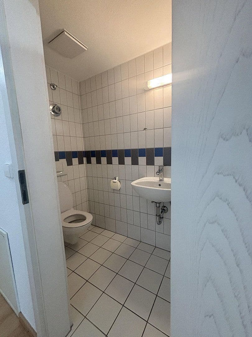 Pronájem bytu 4+kk 129 m², Leopoldring 13 u. 13/1, Rastatt, Bádensko-Württembersko Pronájem bytu 4+kk 129 m², Leopoldring 13 u. 13/1, Rastatt, Bádensko-Württembersko