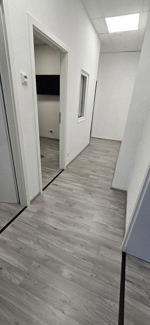 Pronájem kanceláře 62 m², Baden-Baden, Bádensko-Württembersko Pronájem kanceláře 62 m², Baden-Baden, Bádensko-Württembersko