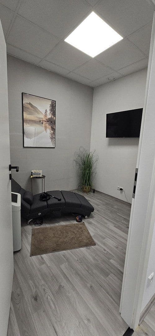 Pronájem kanceláře 62 m², Baden-Baden, Bádensko-Württembersko Pronájem kanceláře 62 m², Baden-Baden, Bádensko-Württembersko