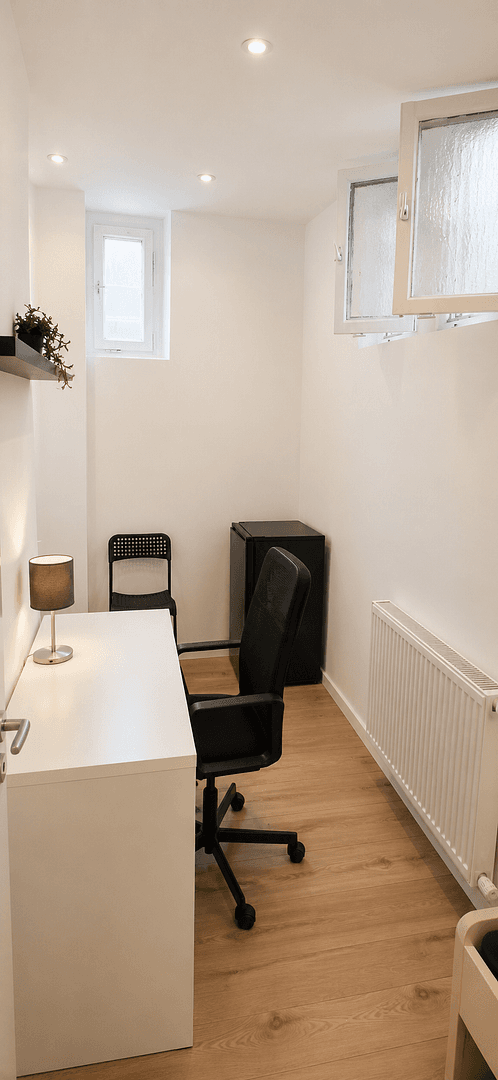 Pronájem bytu 10 m², Peter-Henlein-Straße 78, Nürnberg, Bavorsko Pronájem bytu 10 m², Peter-Henlein-Straße 78, Nürnberg, Bavorsko