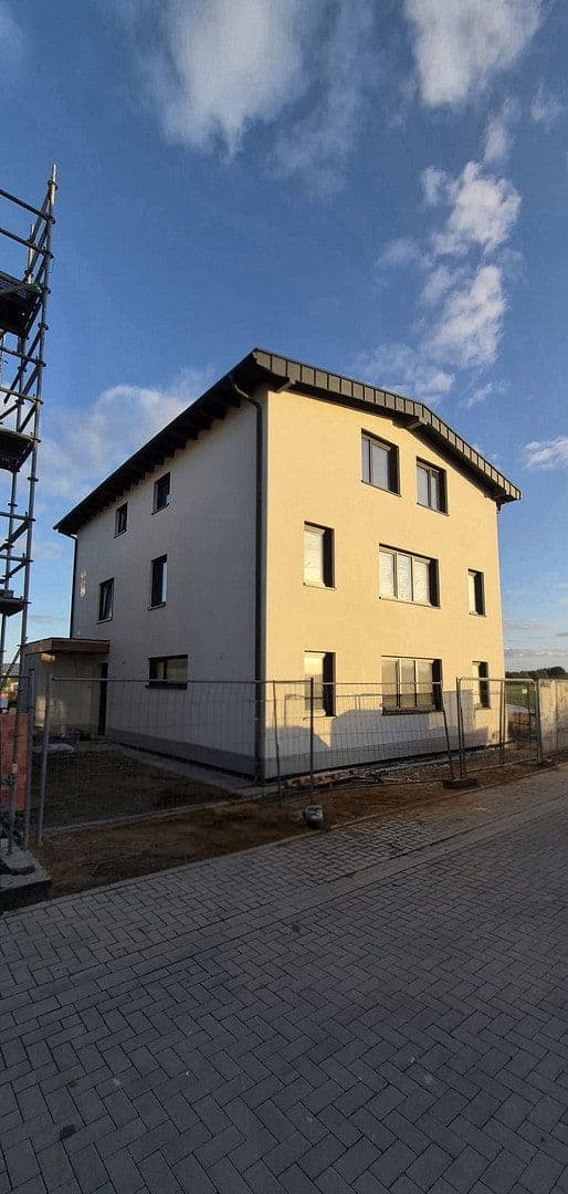 Pronájem domu 150 m², pozemek 176 m², Am Roten Berg 13, Niederzier, Severní Porýní-Vestfálsko Pronájem domu 150 m², pozemek 176 m², Am Roten Berg 13, Niederzier, Severní Porýní-Vestfálsko