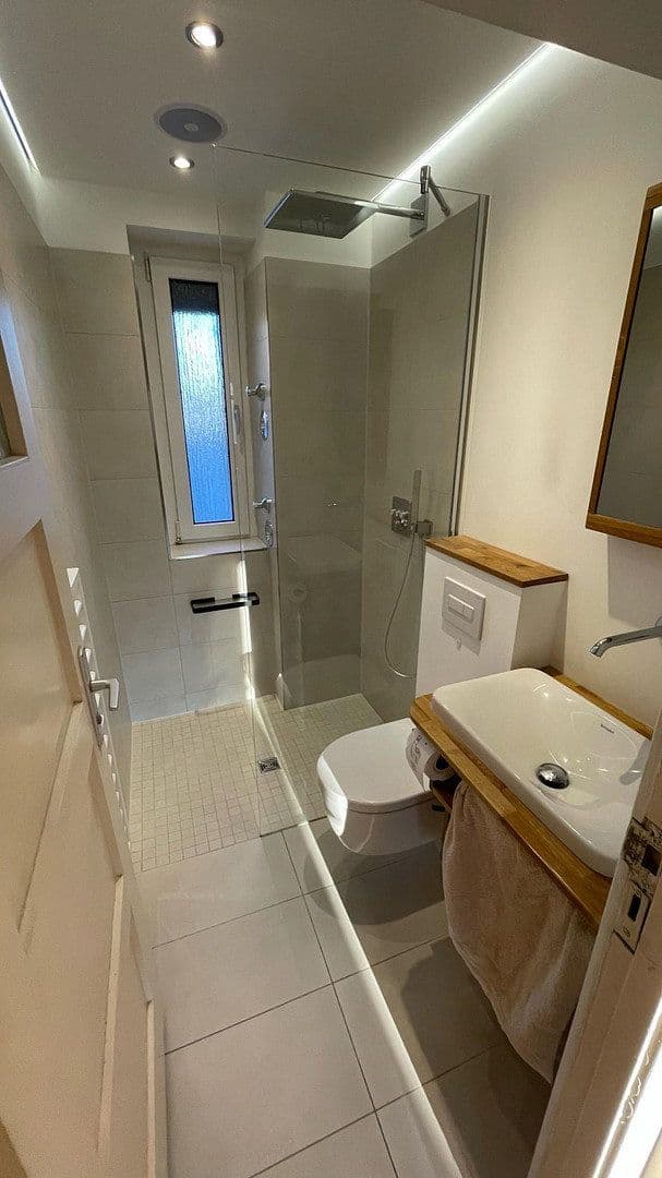 Prodej bytu 2+1 42 m², Berlin, Berlín Prodej bytu 2+1 42 m², Berlin, Berlín