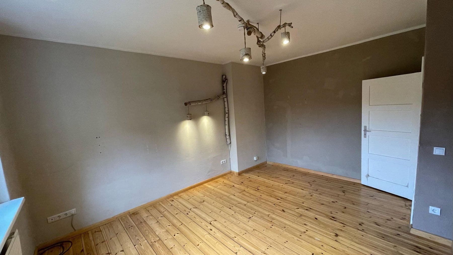 Prodej bytu 2+1 42 m², Berlin, Berlín Prodej bytu 2+1 42 m², Berlin, Berlín