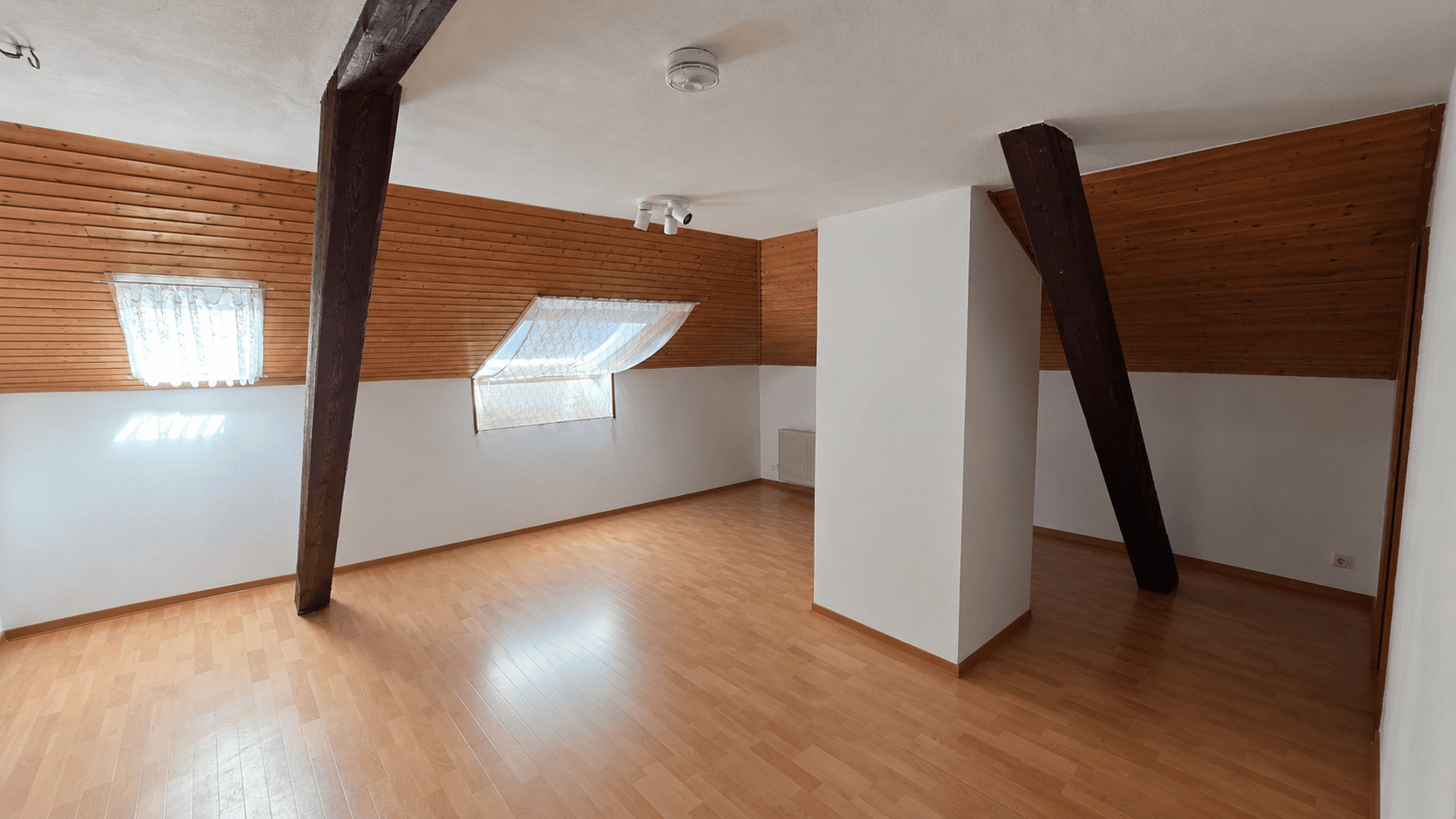 Pronájem bytu 1+1 35 m², Ludwigstraße 45, Gießen, Hessen Pronájem bytu 1+1 35 m², Ludwigstraße 45, Gießen, Hessen