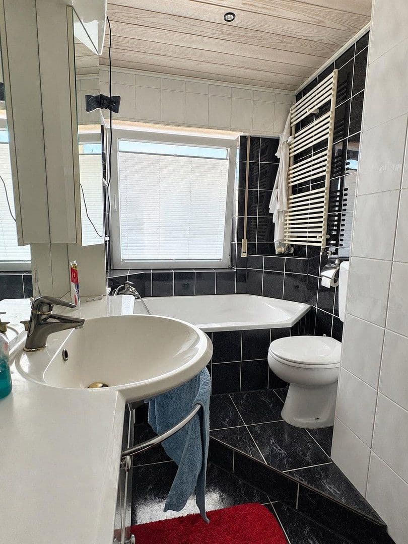 Prodej bytu 3+1 72 m², Ulm, Bádensko-Württembersko Prodej bytu 3+1 72 m², Ulm, Bádensko-Württembersko