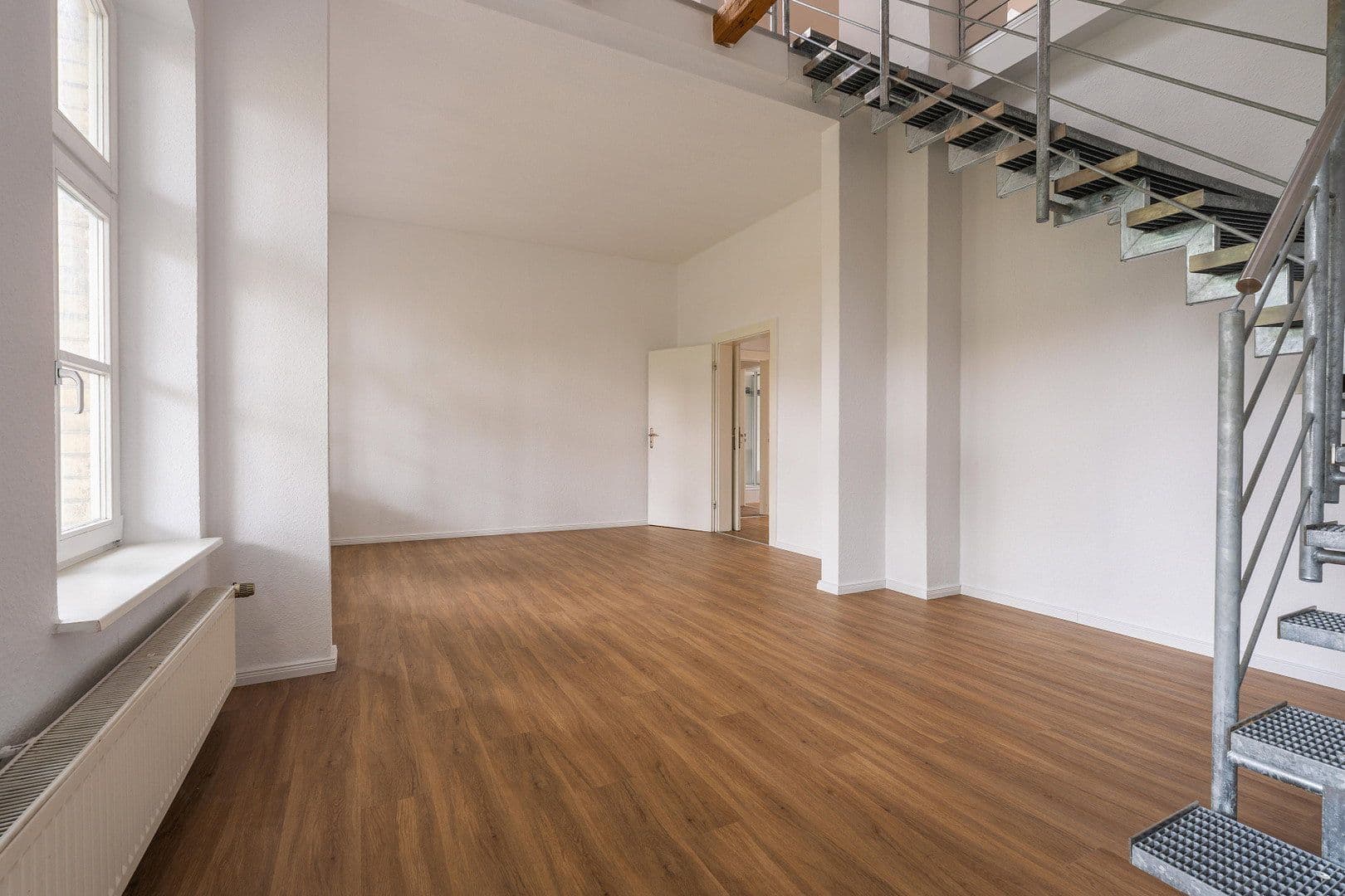Pronájem bytu 2+kk 113 m², Delmenhorst, Dolní Sasko Pronájem bytu 2+kk 113 m², Delmenhorst, Dolní Sasko