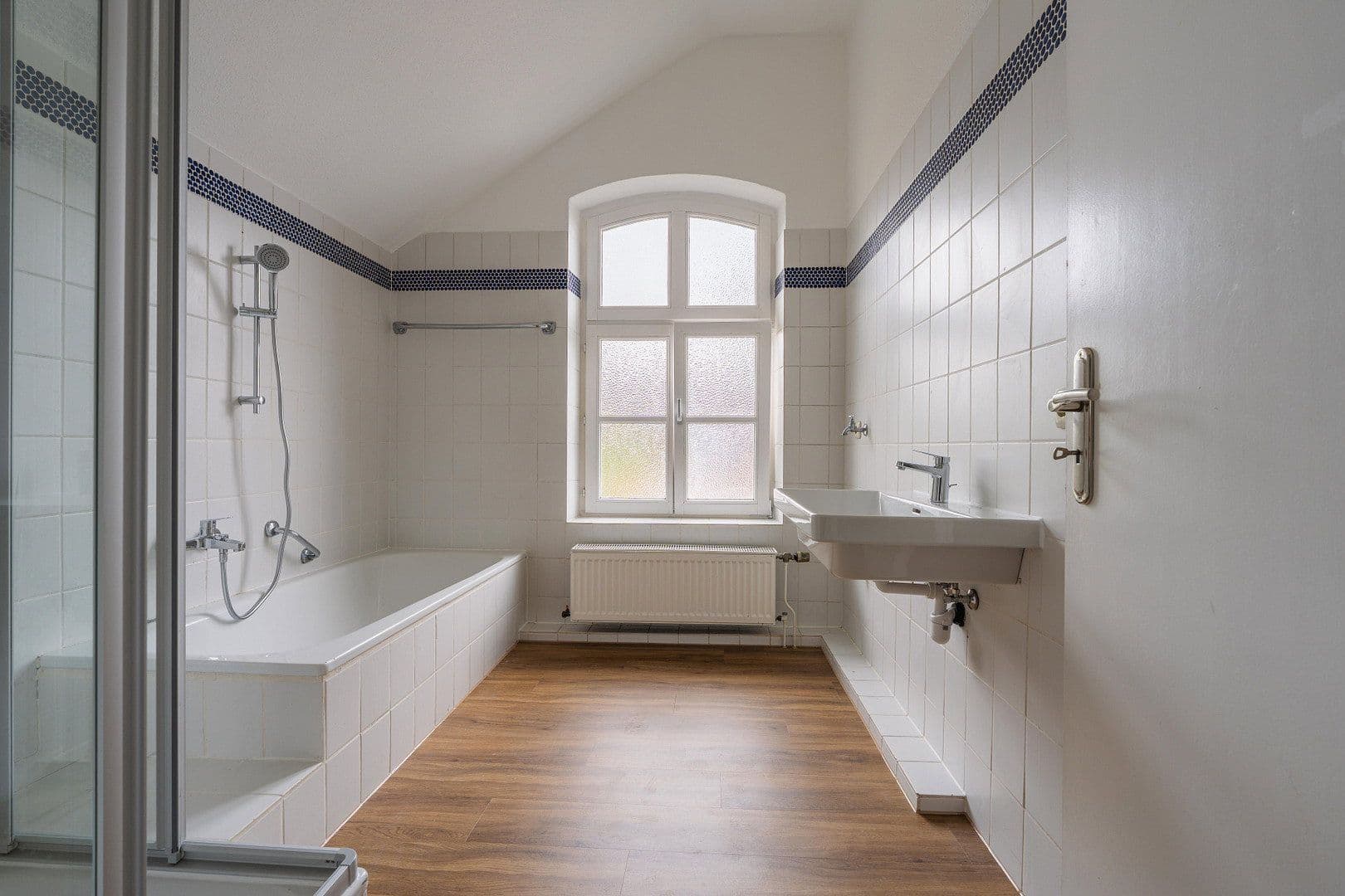 Pronájem bytu 2+kk 113 m², Delmenhorst, Dolní Sasko Pronájem bytu 2+kk 113 m², Delmenhorst, Dolní Sasko