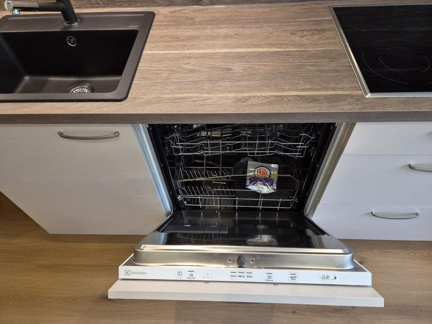 Pronájem bytu 2+1 61 m², Lipsweg 2, Erlangen, Bavorsko Pronájem bytu 2+1 61 m², Lipsweg 2, Erlangen, Bavorsko