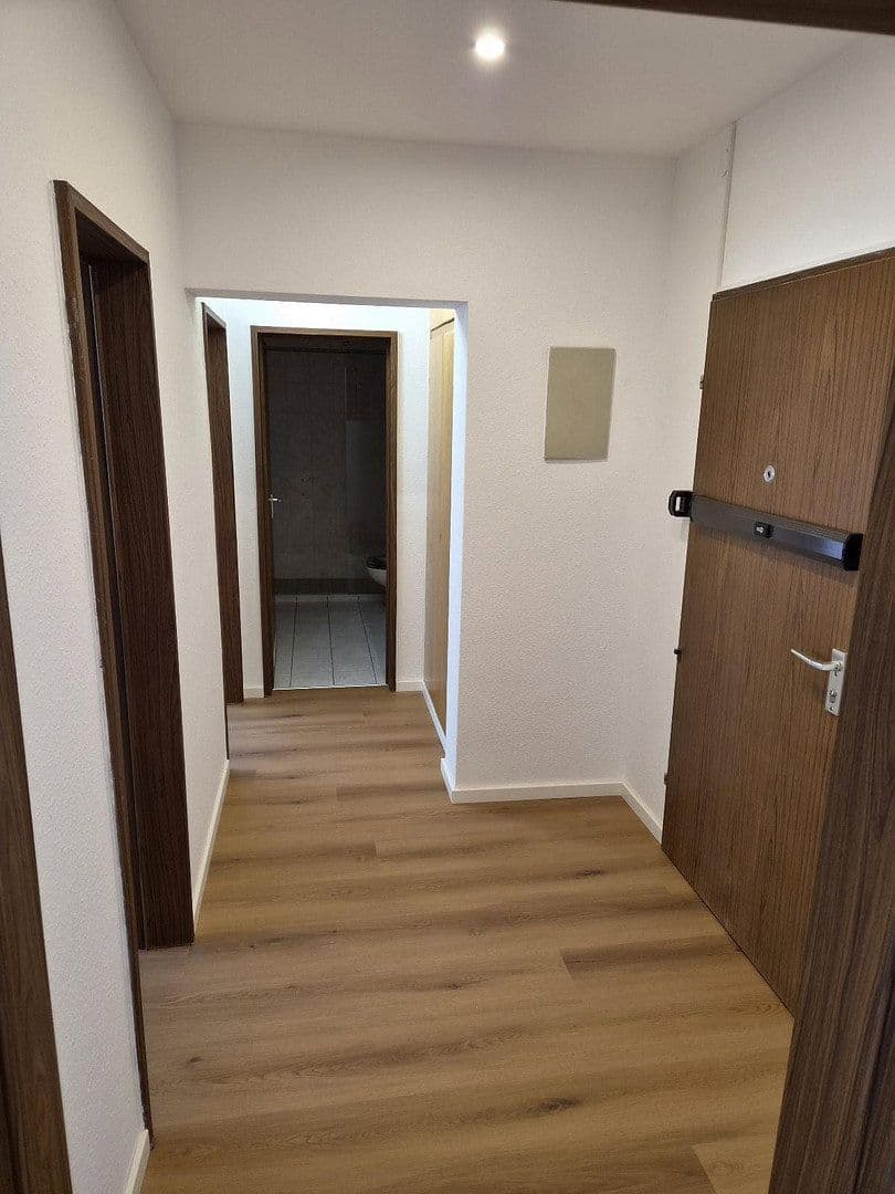 Pronájem bytu 2+1 61 m², Lipsweg 2, Erlangen, Bavorsko Pronájem bytu 2+1 61 m², Lipsweg 2, Erlangen, Bavorsko