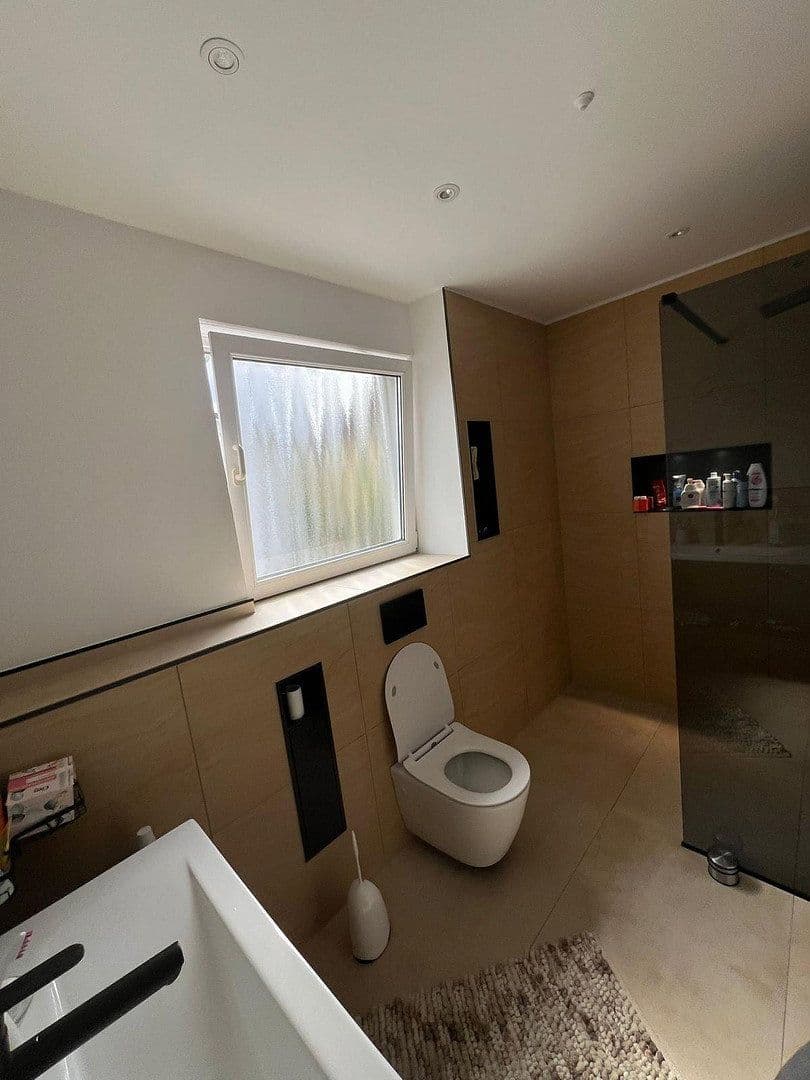 Prodej domu 105 m², pozemek 251 m², Glitzmudisstr, Brühl, Severní Porýní-Vestfálsko Prodej domu 105 m², pozemek 251 m², Glitzmudisstr, Brühl, Severní Porýní-Vestfálsko