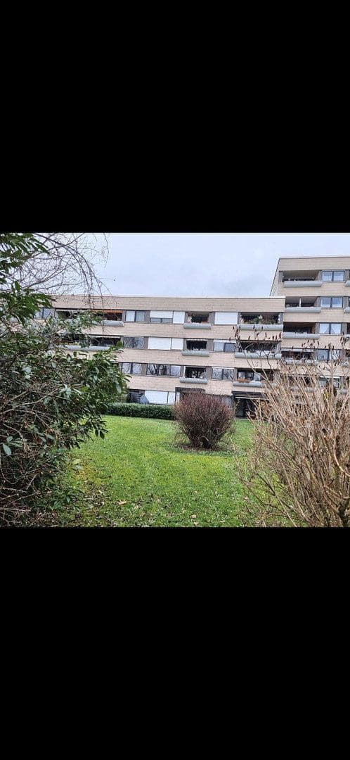Pronájem bytu 2+1 43 m², Esslinger str 64, Tamm, Bádensko-Württembersko Pronájem bytu 2+1 43 m², Esslinger str 64, Tamm, Bádensko-Württembersko