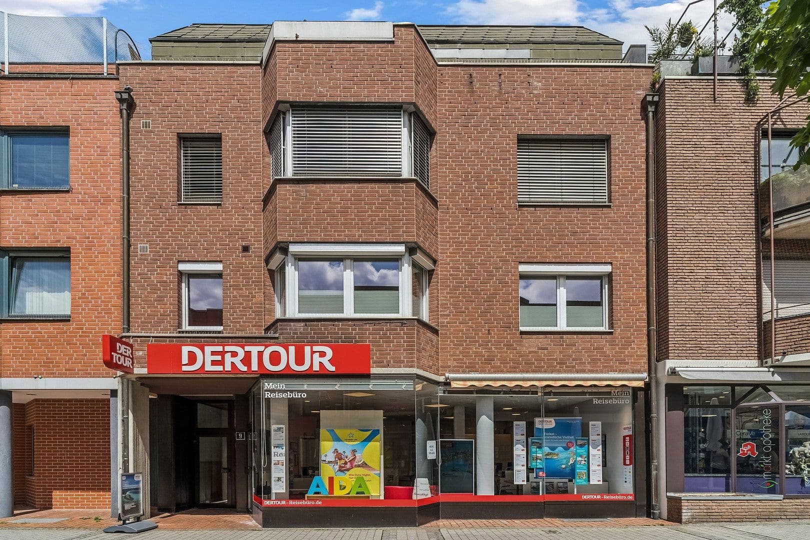 Prodej domu 329 m², pozemek 345 m², Neuer Markt 9, Meckenheim, Porýní-Falc Prodej domu 329 m², pozemek 345 m², Neuer Markt 9, Meckenheim, Porýní-Falc