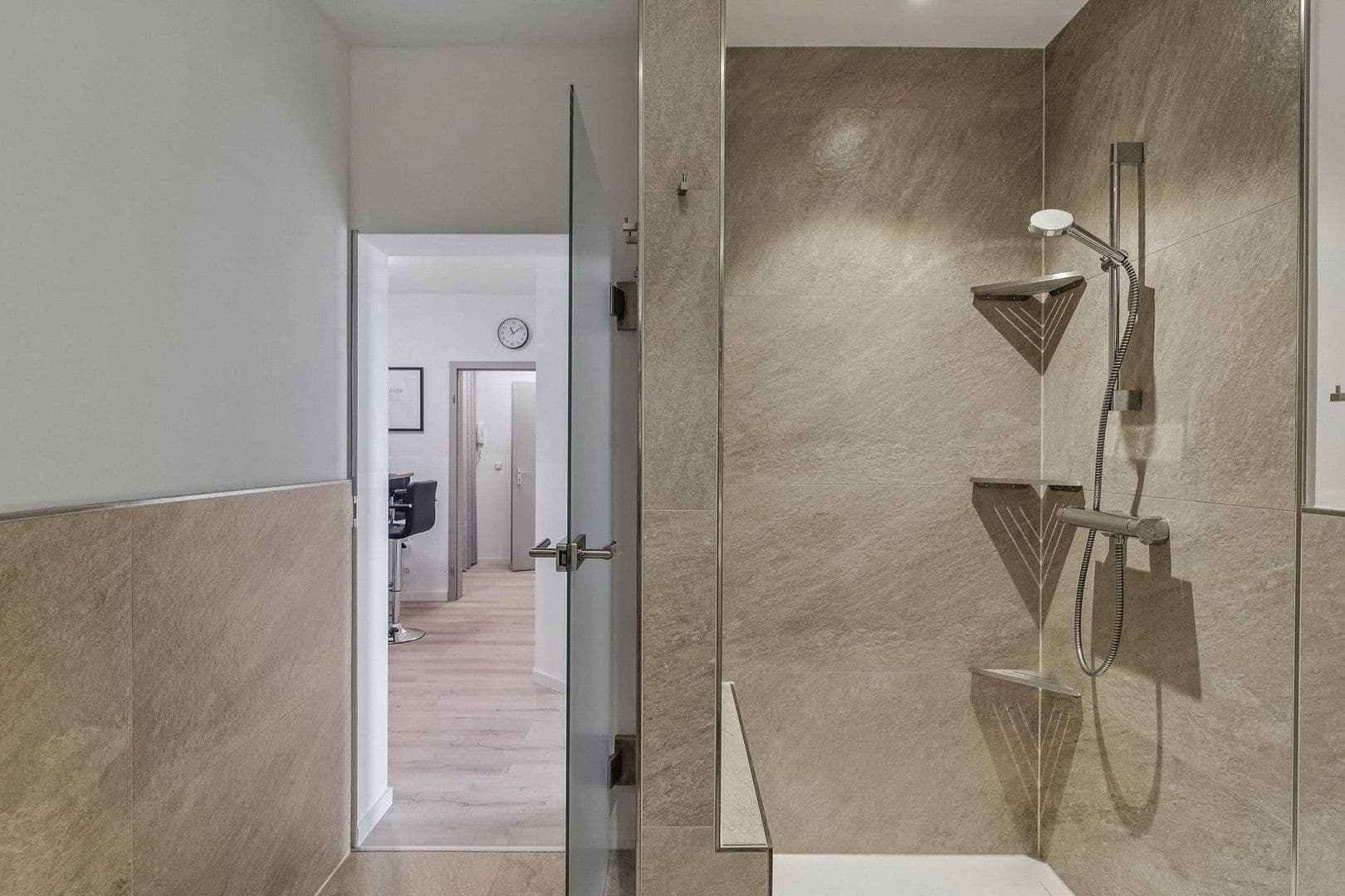 Prodej domu 329 m², pozemek 345 m², Neuer Markt 9, Meckenheim, Porýní-Falc Prodej domu 329 m², pozemek 345 m², Neuer Markt 9, Meckenheim, Porýní-Falc