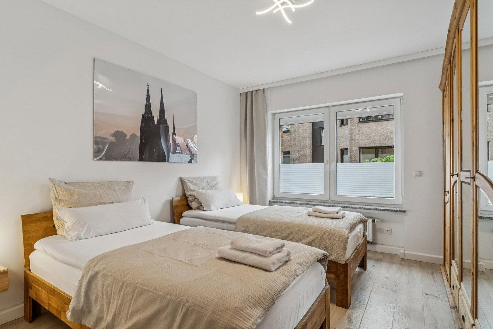 Prodej domu 329 m², pozemek 345 m², Neuer Markt 9, Meckenheim, Porýní-Falc Prodej domu 329 m², pozemek 345 m², Neuer Markt 9, Meckenheim, Porýní-Falc