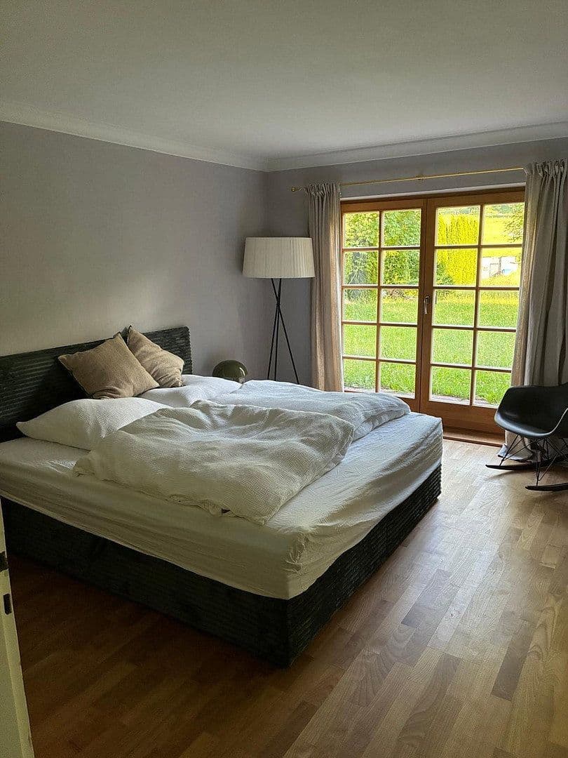 Pronájem domu 140 m², pozemek 1.500 m², Rottach Egern, Bavorsko Pronájem domu 140 m², pozemek 1.500 m², Rottach Egern, Bavorsko