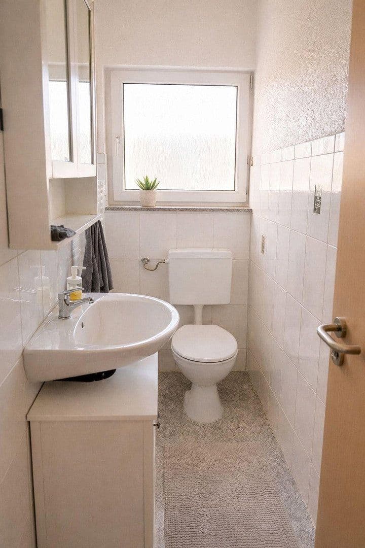 Prodej domu 238 m², pozemek 712 m², Unzenberg, Porýní-Falc Prodej domu 238 m², pozemek 712 m², Unzenberg, Porýní-Falc