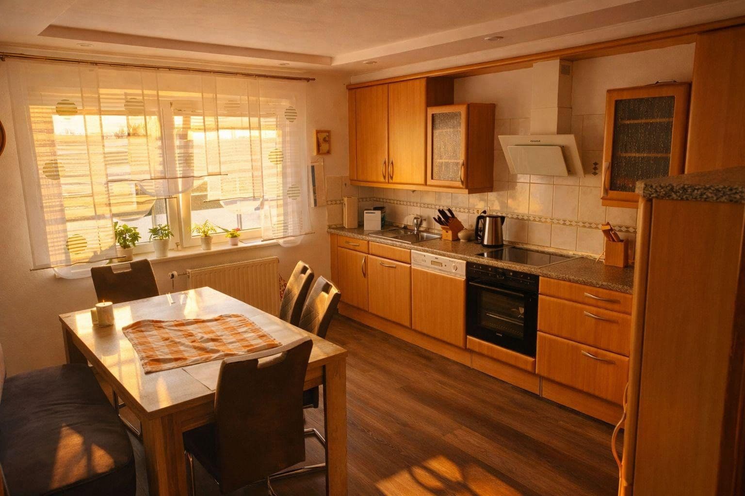Prodej domu 238 m², pozemek 712 m², Unzenberg, Porýní-Falc Prodej domu 238 m², pozemek 712 m², Unzenberg, Porýní-Falc