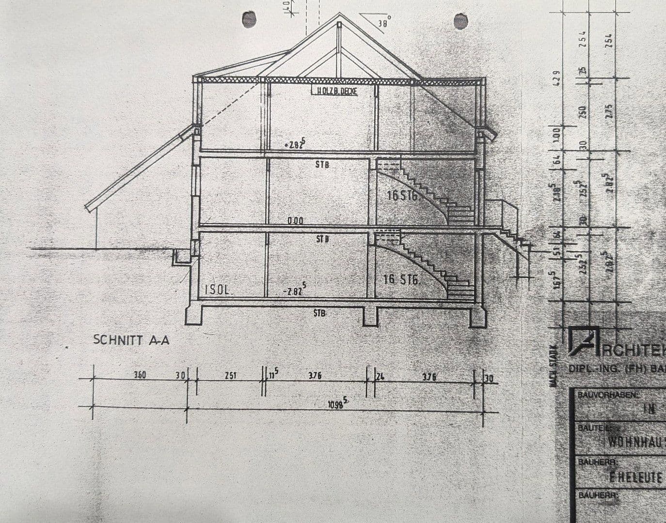 Prodej domu 238 m², pozemek 712 m², Unzenberg, Porýní-Falc Prodej domu 238 m², pozemek 712 m², Unzenberg, Porýní-Falc