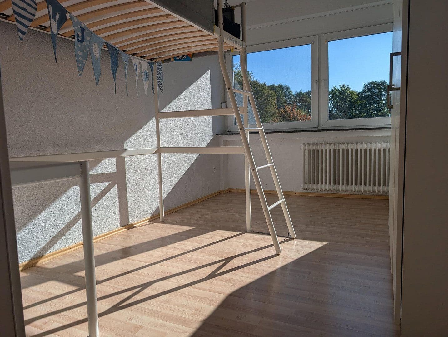 Prodej domu 96 m², pozemek 250 m², Dinslaken, Severní Porýní-Vestfálsko Prodej domu 96 m², pozemek 250 m², Dinslaken, Severní Porýní-Vestfálsko