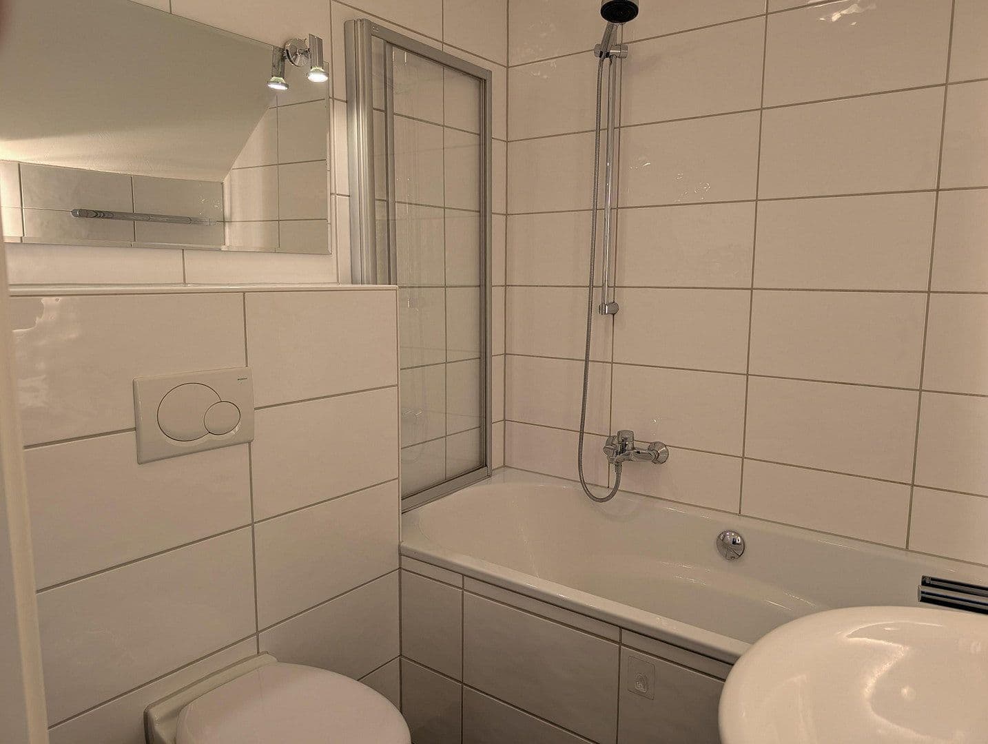 Prodej domu 96 m², pozemek 250 m², Dinslaken, Severní Porýní-Vestfálsko Prodej domu 96 m², pozemek 250 m², Dinslaken, Severní Porýní-Vestfálsko