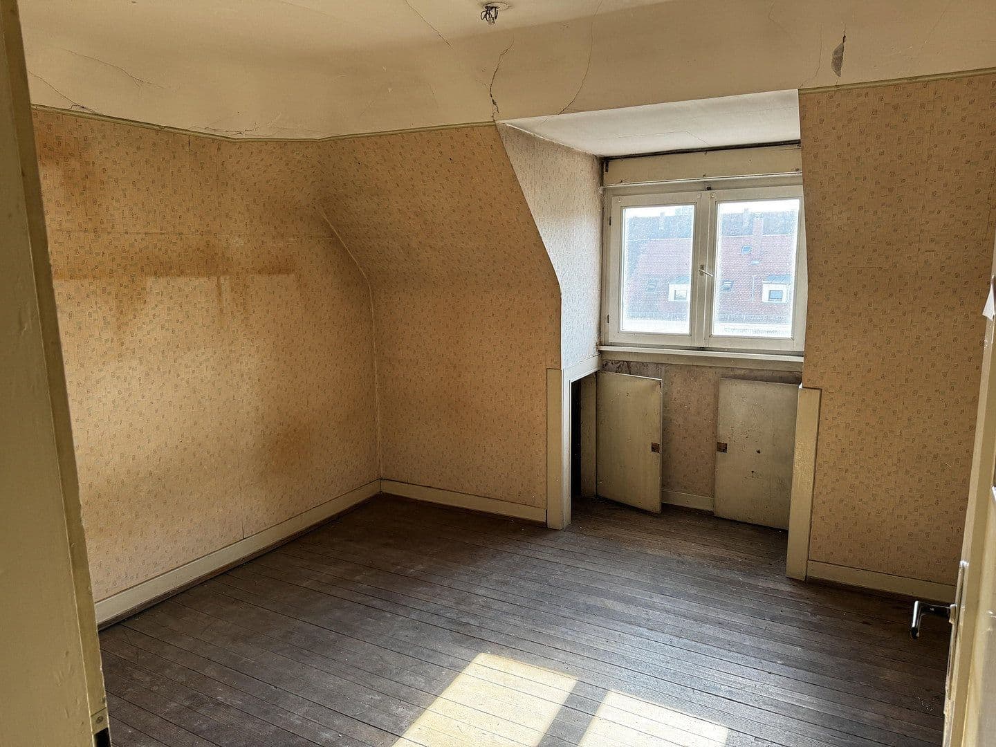 Prodej bytu 3+1 79 m², Karlsruhe, Bádensko-Württembersko Prodej bytu 3+1 79 m², Karlsruhe, Bádensko-Württembersko