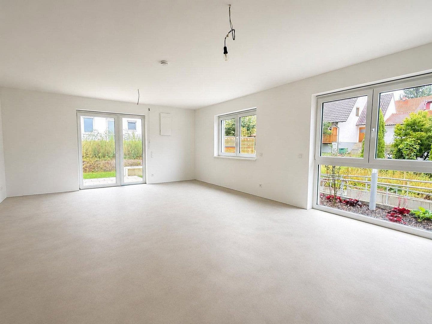 Pronájem bytu 3+1 107 m², Taufkirchen/Vils, Bavorsko Pronájem bytu 3+1 107 m², Taufkirchen/Vils, Bavorsko
