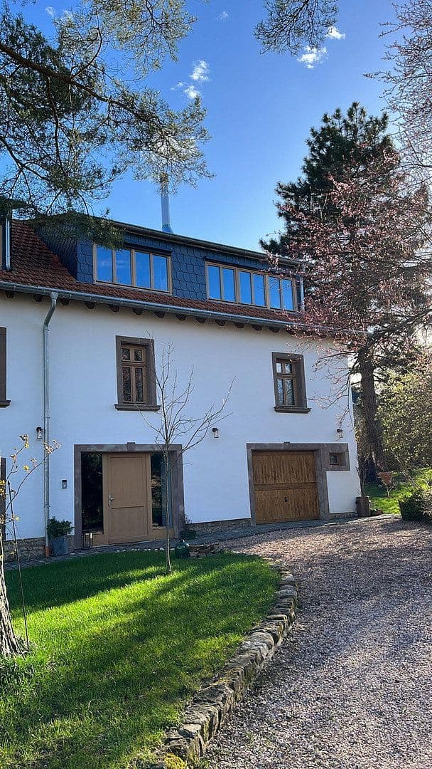 Prodej domu 380 m², pozemek 1.800 m², Ottweiler, Země Sársko Prodej domu 380 m², pozemek 1.800 m², Ottweiler, Země Sársko