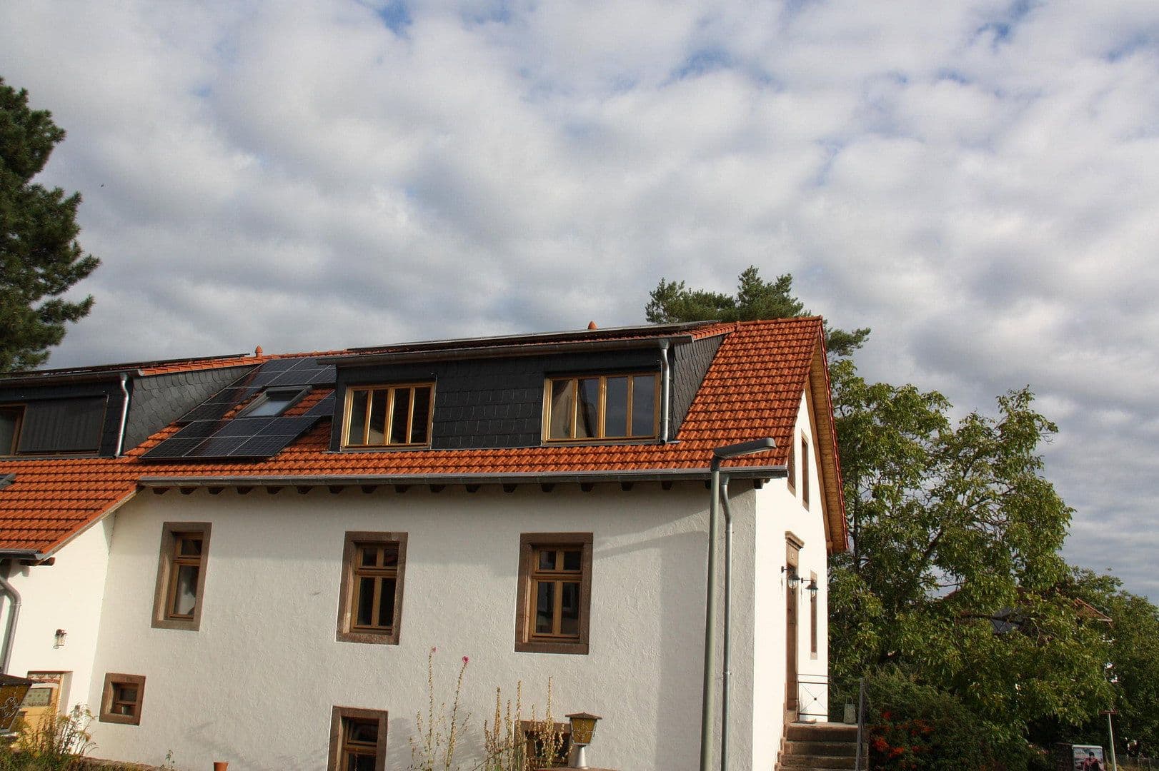Prodej domu 380 m², pozemek 1.800 m², Ottweiler, Země Sársko Prodej domu 380 m², pozemek 1.800 m², Ottweiler, Země Sársko