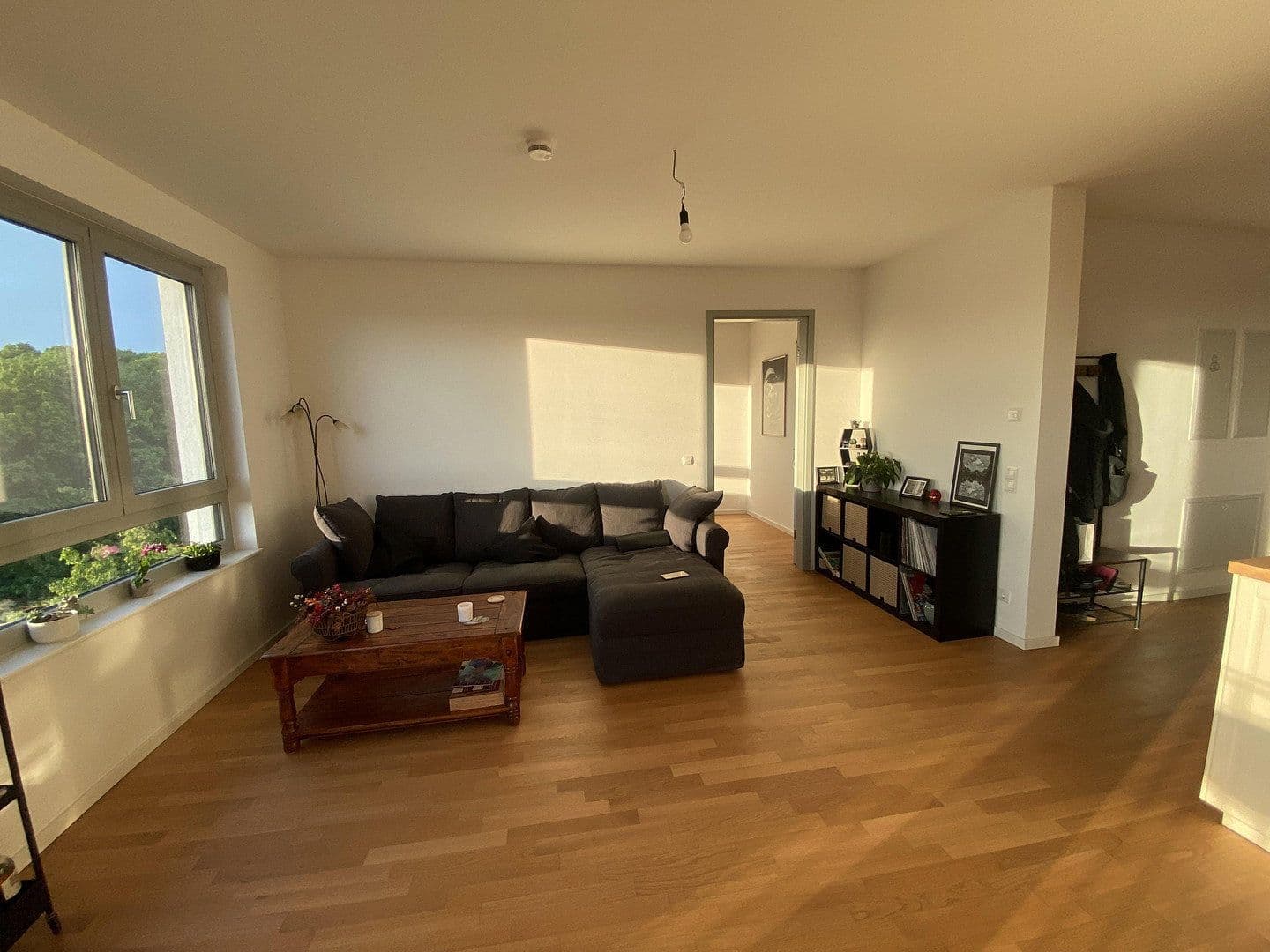 Prodej bytu 4+1 106 m², Konrad-Wolf-Str. 90, Berlin, Berlín Prodej bytu 4+1 106 m², Konrad-Wolf-Str. 90, Berlin, Berlín