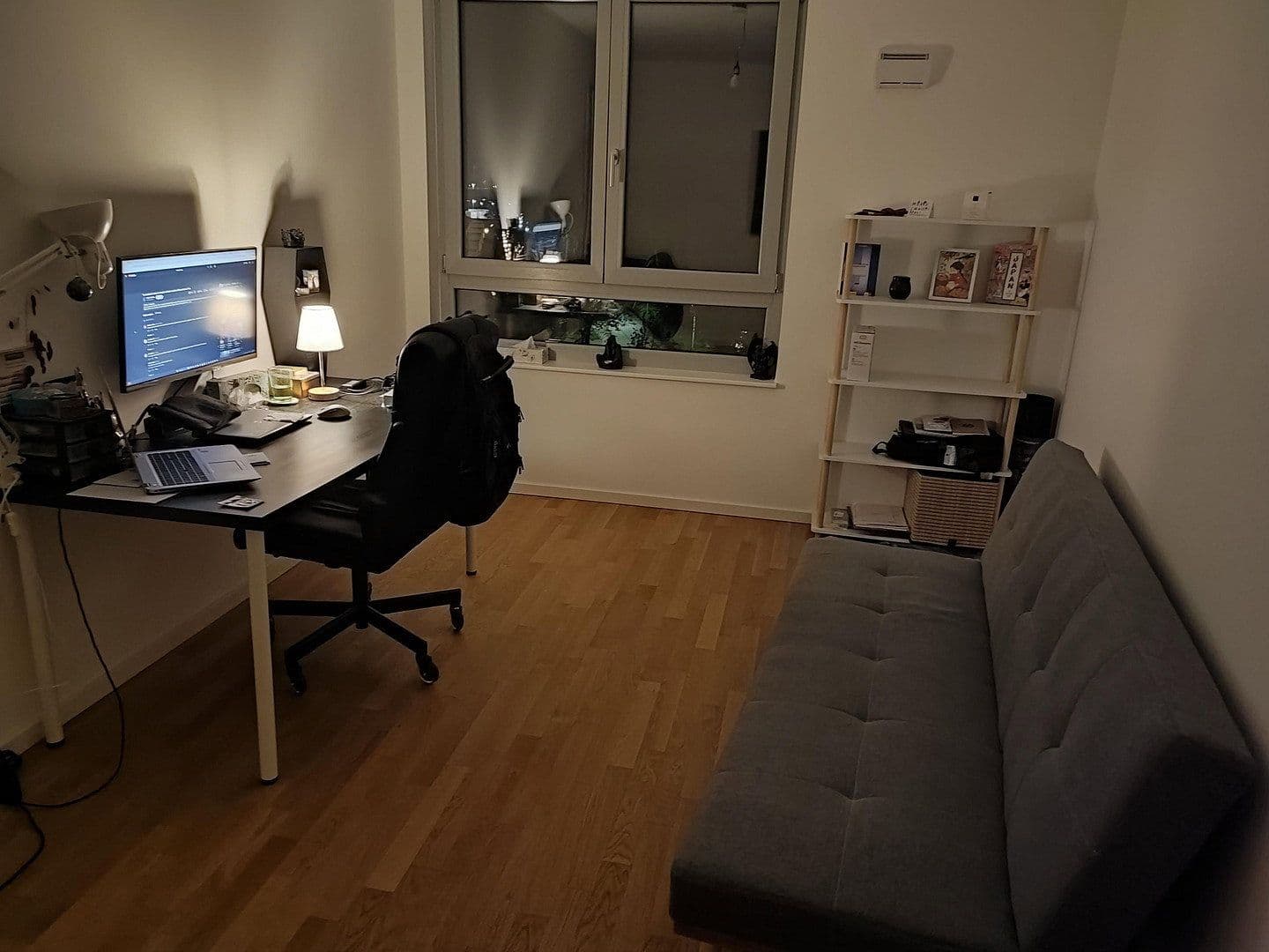 Prodej bytu 4+1 106 m², Konrad-Wolf-Str. 90, Berlin, Berlín Prodej bytu 4+1 106 m², Konrad-Wolf-Str. 90, Berlin, Berlín