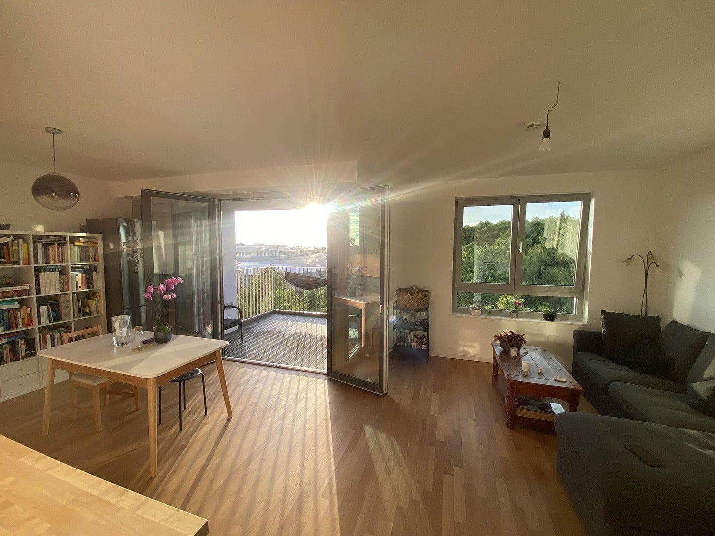 Prodej bytu 4+1 106 m², Konrad-Wolf-Str. 90, Berlin, Berlín Prodej bytu 4+1 106 m², Konrad-Wolf-Str. 90, Berlin, Berlín