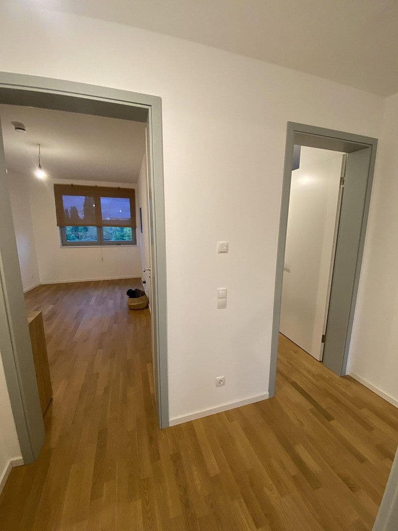 Prodej bytu 4+1 106 m², Konrad-Wolf-Str. 90, Berlin, Berlín Prodej bytu 4+1 106 m², Konrad-Wolf-Str. 90, Berlin, Berlín