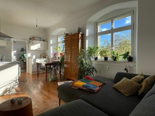 Pronájem bytu 3+1 46 m², Kreuzlingerstrasse 18, Friedrichshafen, Bádensko-Württembersko Pronájem bytu 3+1 46 m², Kreuzlingerstrasse 18, Friedrichshafen, Bádensko-Württembersko
