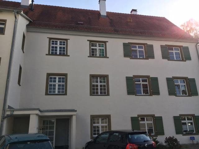 Pronájem bytu 3+1 46 m², Kreuzlingerstrasse 18, Friedrichshafen, Bádensko-Württembersko Pronájem bytu 3+1 46 m², Kreuzlingerstrasse 18, Friedrichshafen, Bádensko-Württembersko