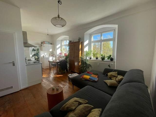Pronájem bytu 3+1 46 m², Kreuzlingerstrasse 18, Friedrichshafen, Bádensko-Württembersko Pronájem bytu 3+1 46 m², Kreuzlingerstrasse 18, Friedrichshafen, Bádensko-Württembersko