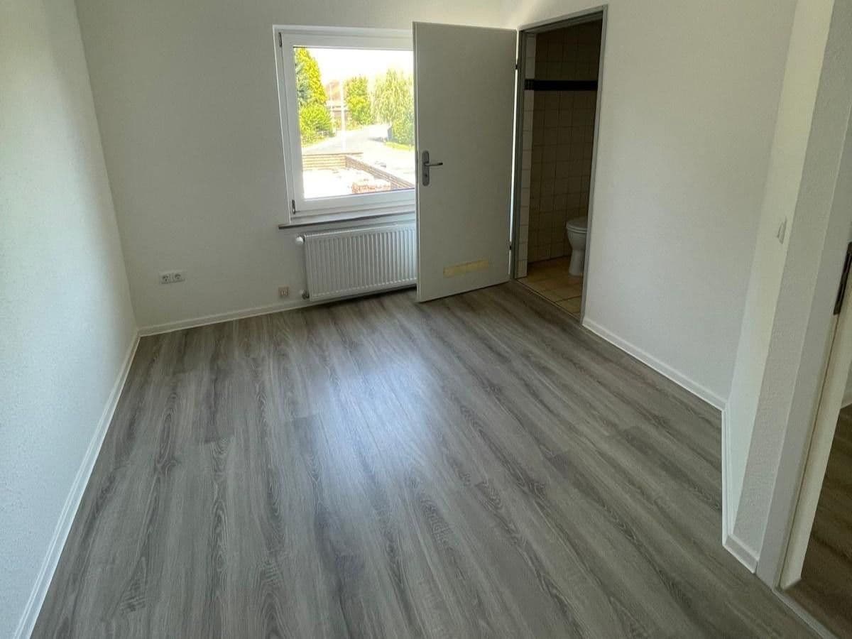 Pronájem bytu 2+1 48 m², Hohenhameln, Dolní Sasko Pronájem bytu 2+1 48 m², Hohenhameln, Dolní Sasko