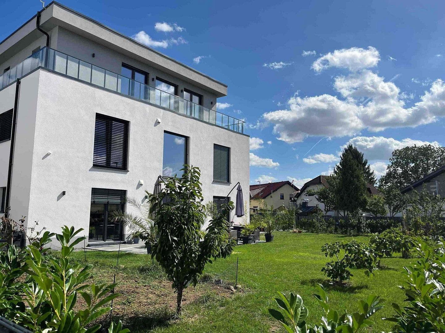Prodej domu 378 m², pozemek 770 m², Butzbach, Hessen Prodej domu 378 m², pozemek 770 m², Butzbach, Hessen