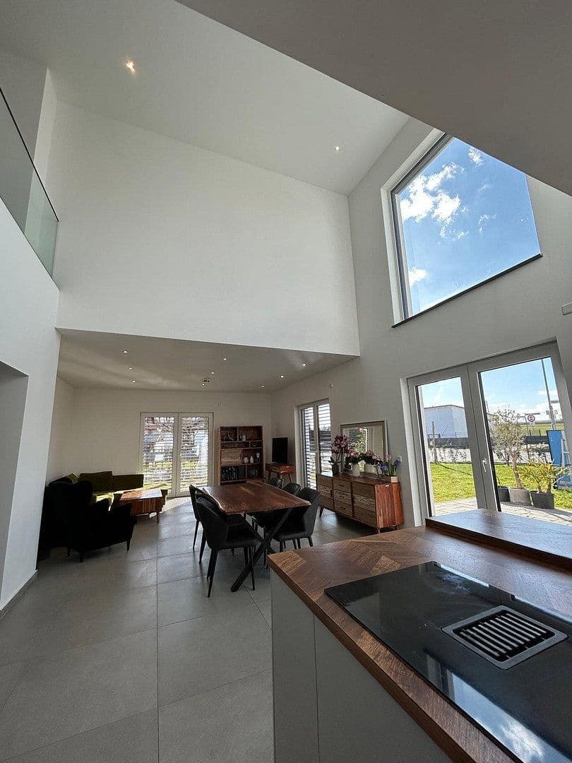 Prodej domu 378 m², pozemek 770 m², Butzbach, Hessen Prodej domu 378 m², pozemek 770 m², Butzbach, Hessen